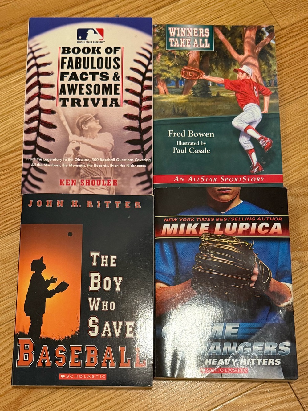 Scholastic, bundle of baseball books 4 books